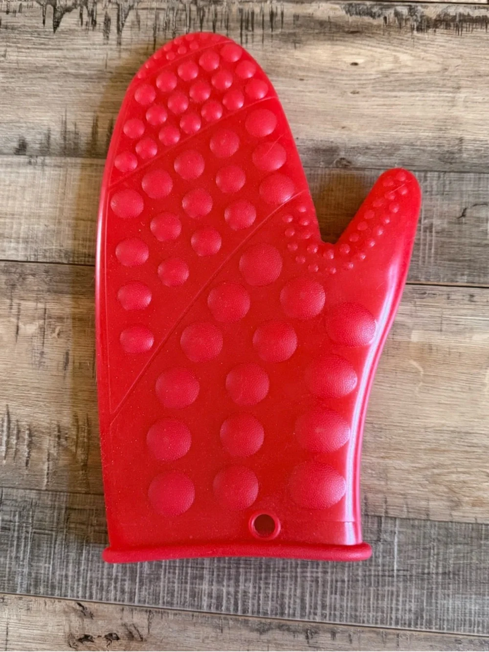 The Pampered Chef Red Silicone Oven‎ Mitt